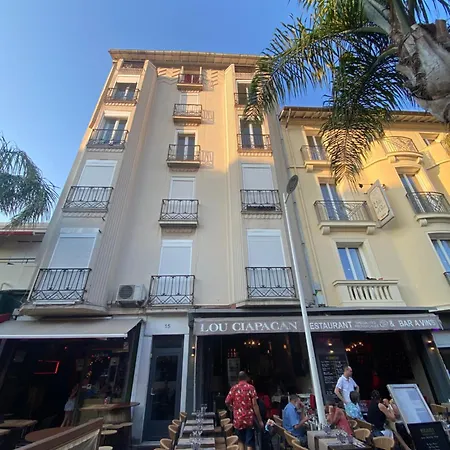 3p Au Coeur De Juan Les Pins Αντίμπ